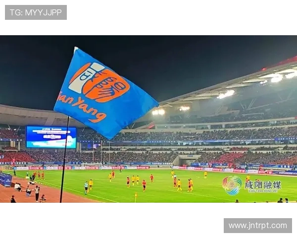 苏超应援燃爆！飞机军舰官方助阵，3 万上座率掀城市文化狂欢