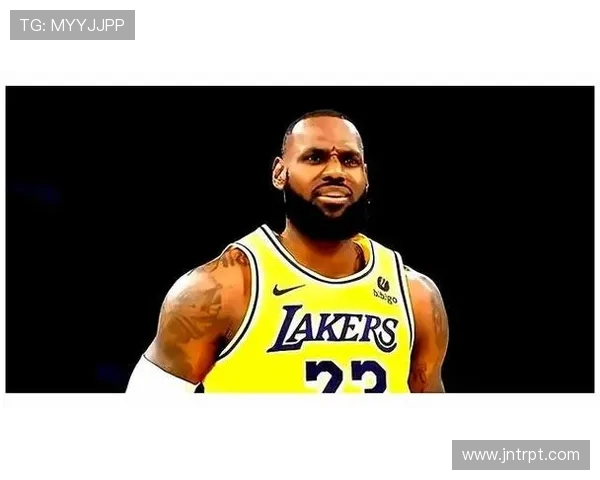 詹皇续约湖人创纪录！哈登降薪留守快船，双星命运终尘埃落定